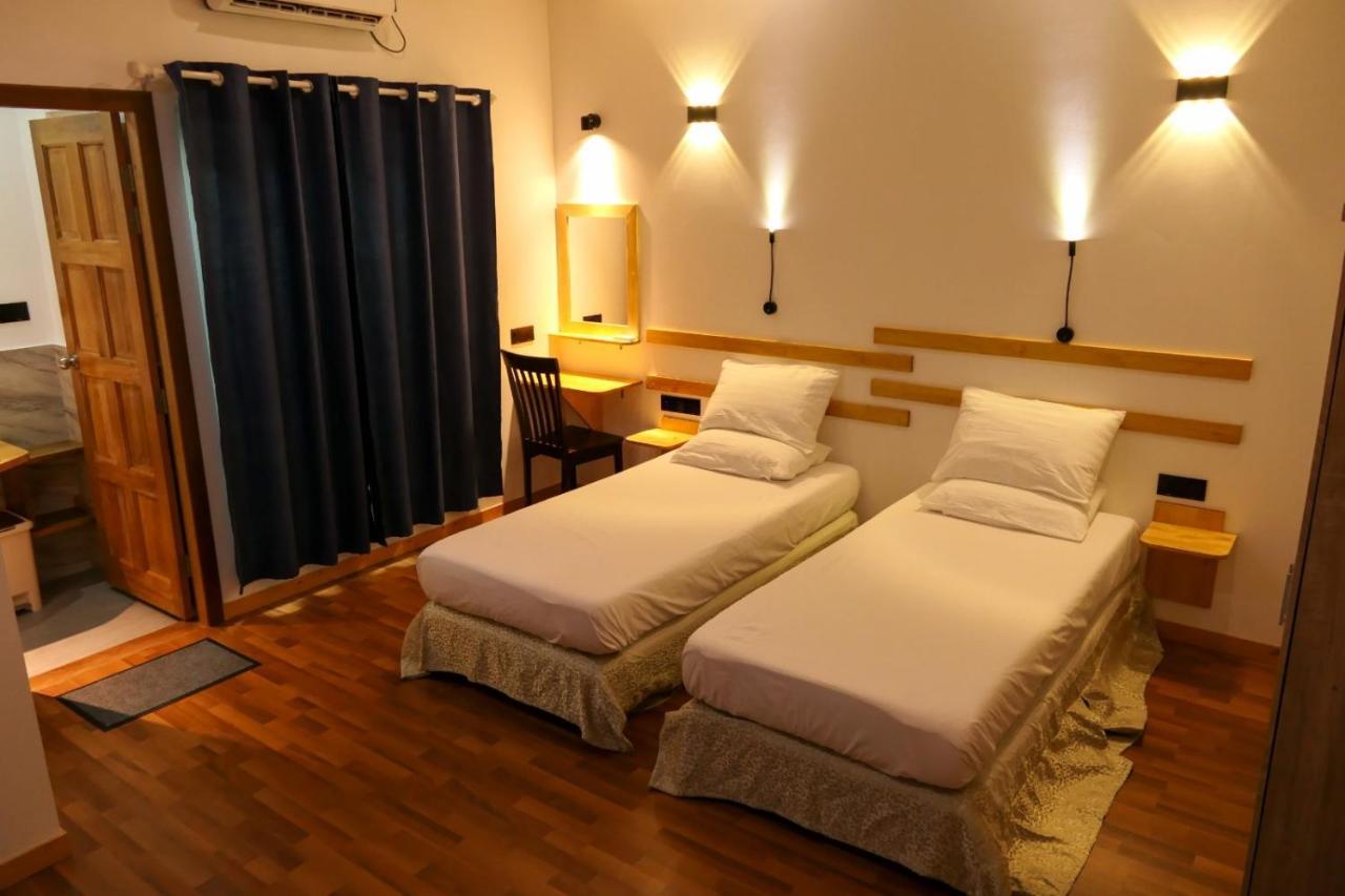 Ayira Maldives Hotel Feridhoo Exterior photo
